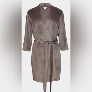 Splendid Velour Robe